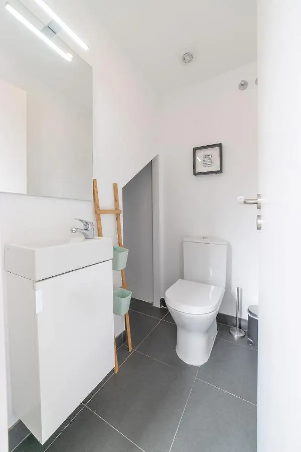 Lisbon Hill House - No. 589B Apartamento 0*,